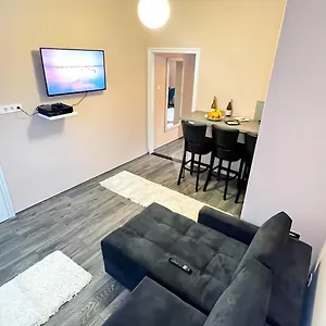 Flamingo Rezidencia Apartman Eger
