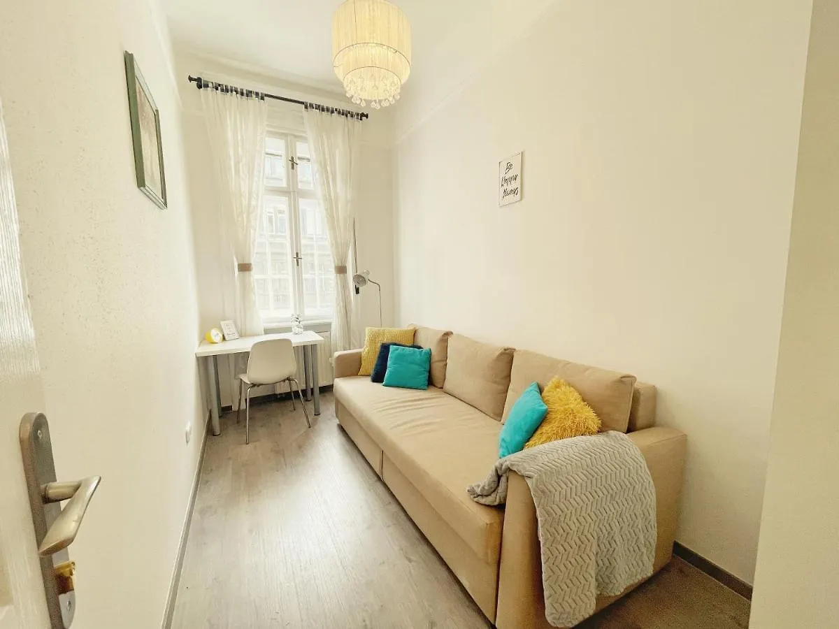 Champlena Central Station Elegancy Apartman Budapest 0*,  Magyarország